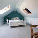 Maison Du Jardin Botanique 7 Min Centre Et Gare Accueil Velos Homestay *