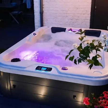 Maison Du Jardin Botanique 7 Min Centre Et Gare Accueil Velos Privat bolig