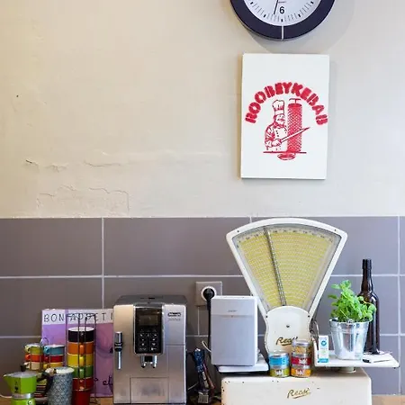 Maison Du Jardin Botanique 7 Min Centre Et Gare Проживание в семье